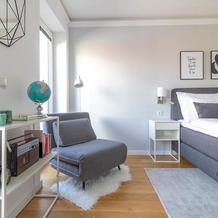 Boutique Sky City Apt. With Balcony / Top Spot Wenen Buitenkant foto