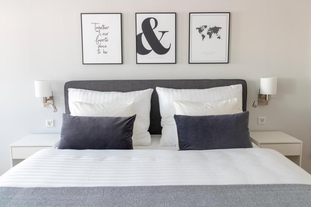 Boutique Sky City Apt. With Balcony / Top Spot Wenen Buitenkant foto
